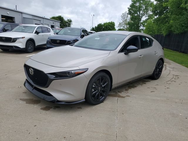 New 2026 MAZDA MAZDA3 Hatchback w/Premium Plus Pkg AWD/4WD image 2