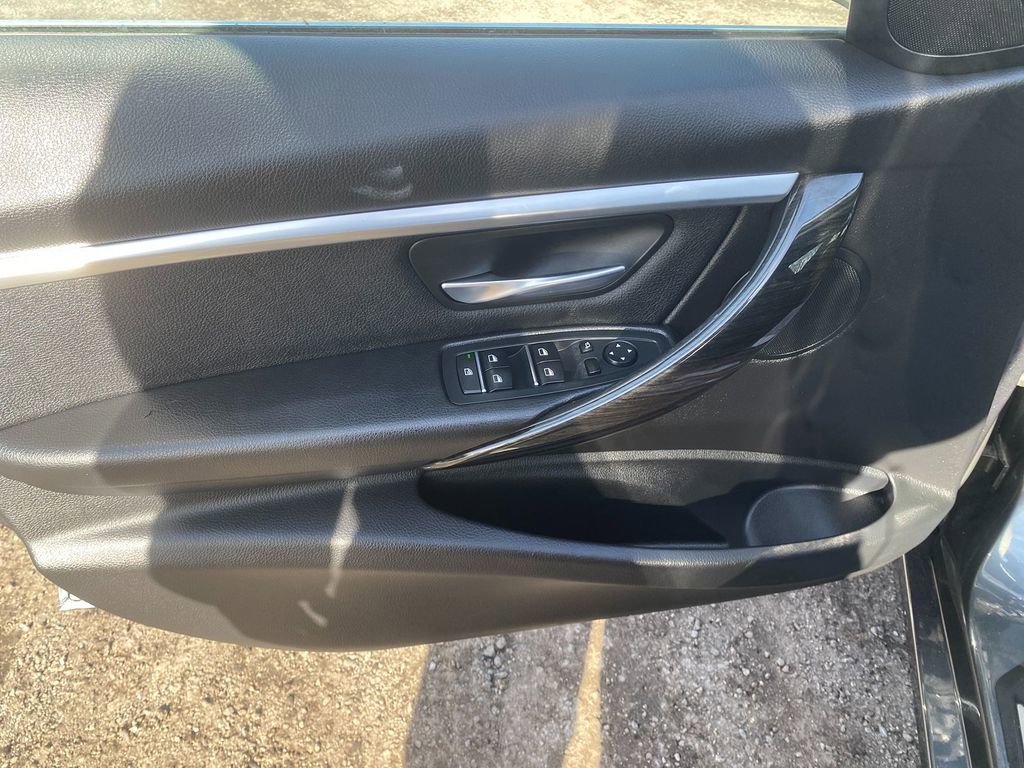 Used 2018 BMW 328d xDrive Sedan image 11