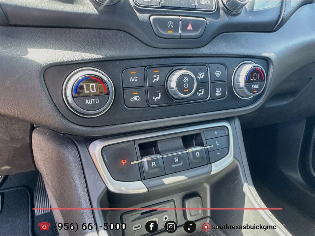 Used 2024 GMC Terrain SLT FWD image 18