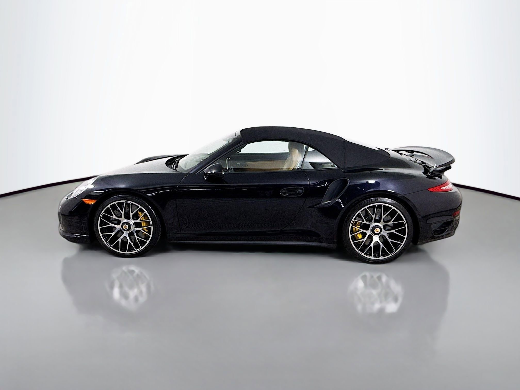 Certified 2015 Porsche 911 Turbo AWD/4WD image 2