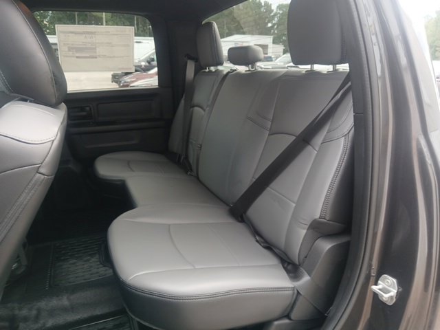 New 2027 RAM 4500 Tradesman w/ Chrome Appearance Group AWD/4WD image 15