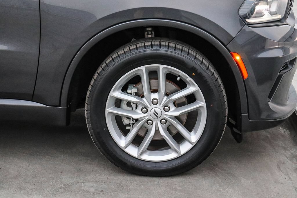 Used 2025 Dodge Durango GT AWD/4WD image 11