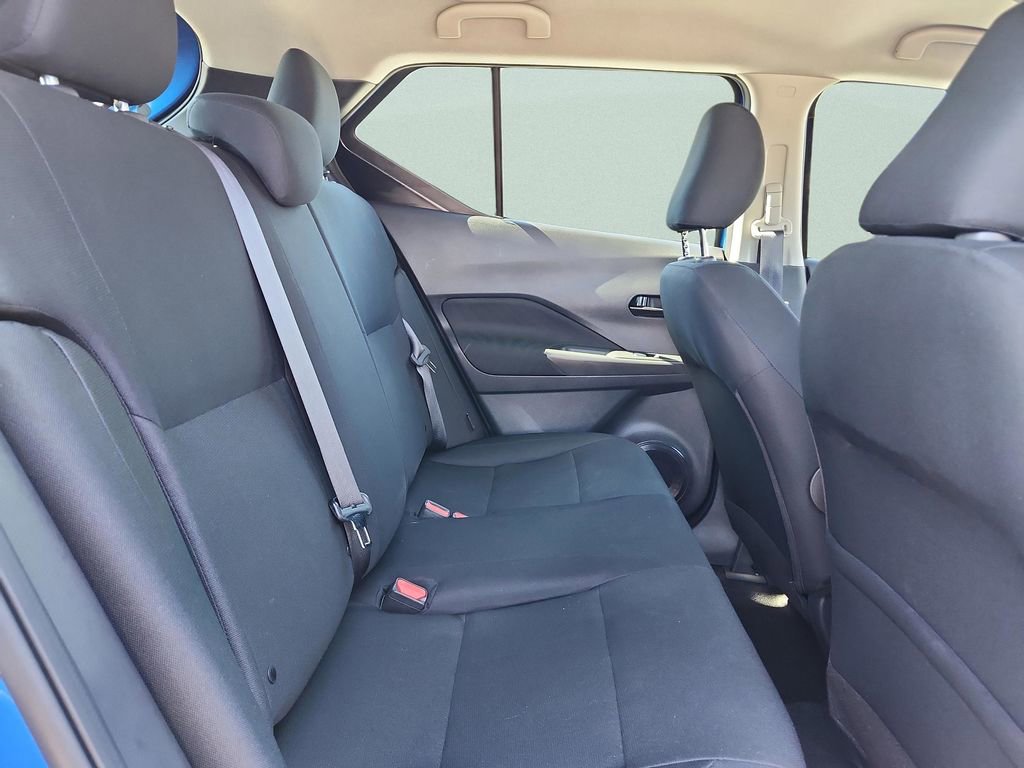 Used 2024 Nissan Kicks S image 33