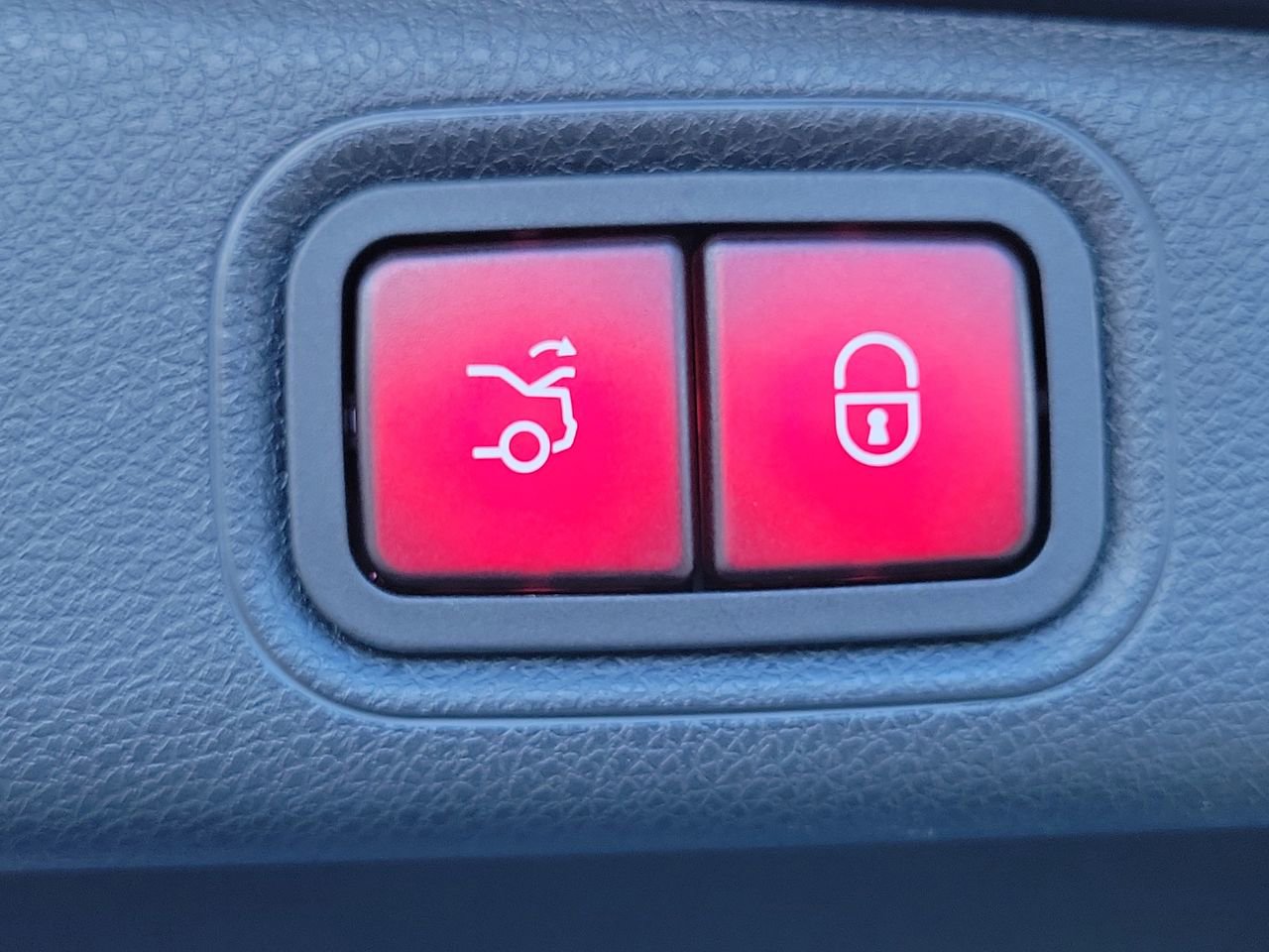 Certified 2022 Mercedes-Benz E 350 Sedan image 9