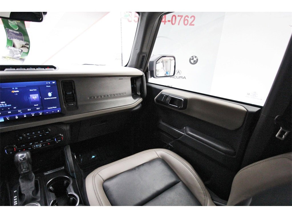 Used 2024 Ford Bronco Wildtrak image 8