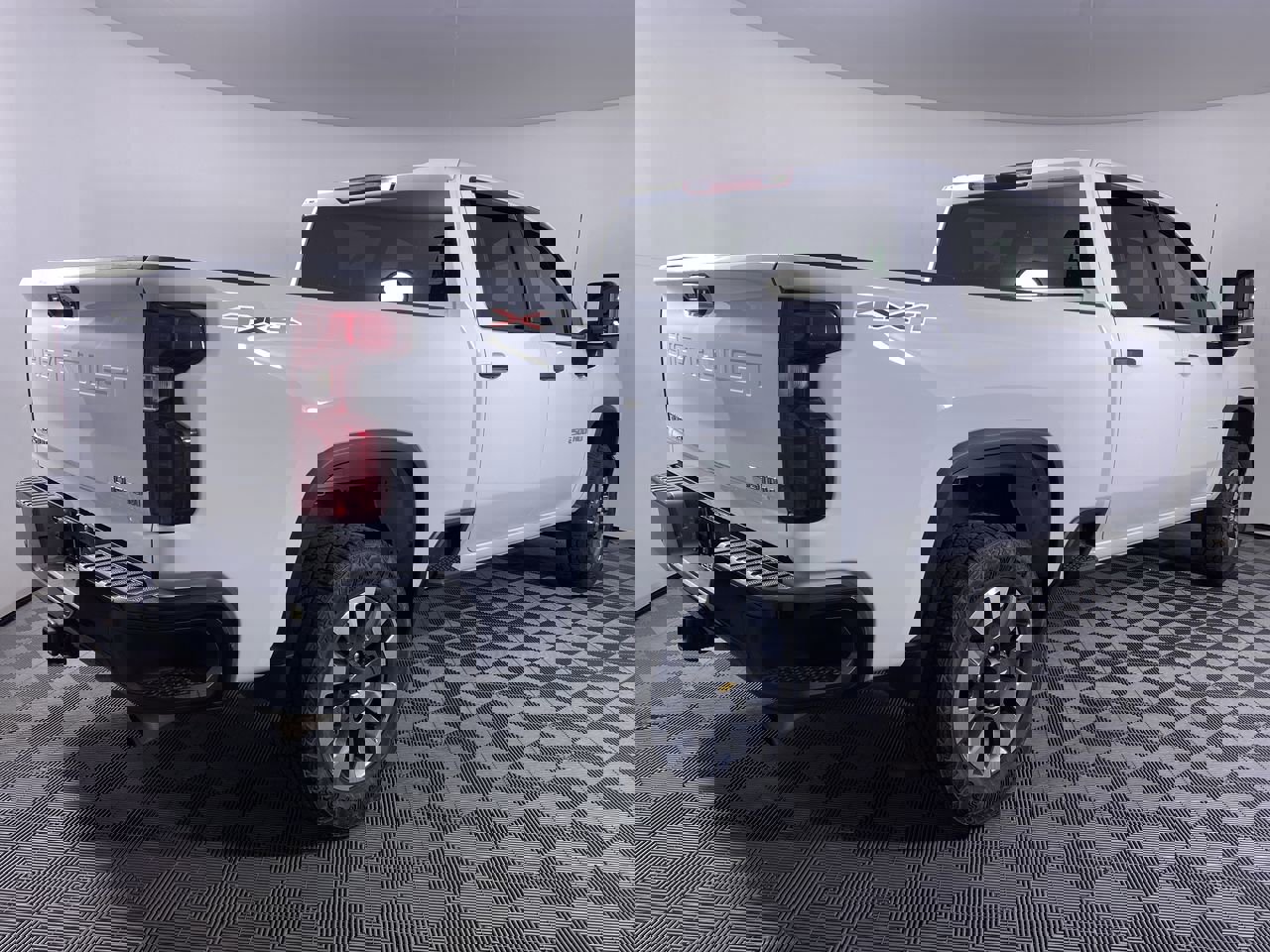 Certified 2022 Chevrolet Silverado 2500 Custom w/ Custom Value Package AWD/4WD image 17