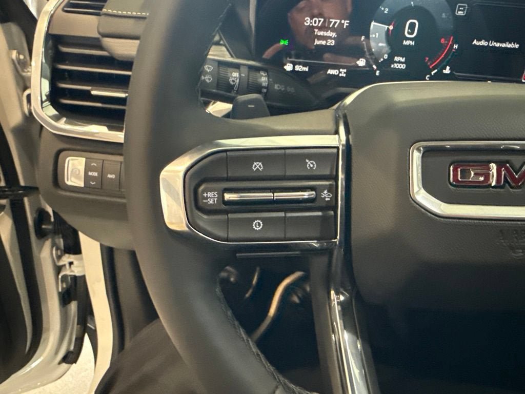 New 2026 GMC Acadia Elevation w/ Elevation Premium Package AWD/4WD image 32