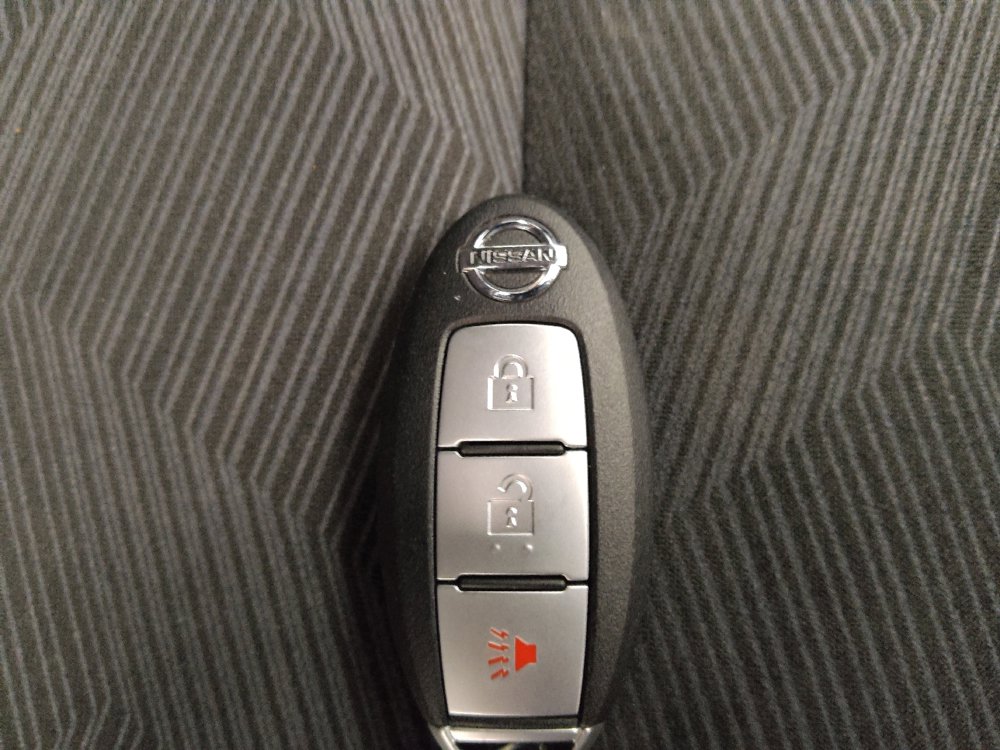 Used 2015 Nissan Rogue SV AWD/4WD image 32