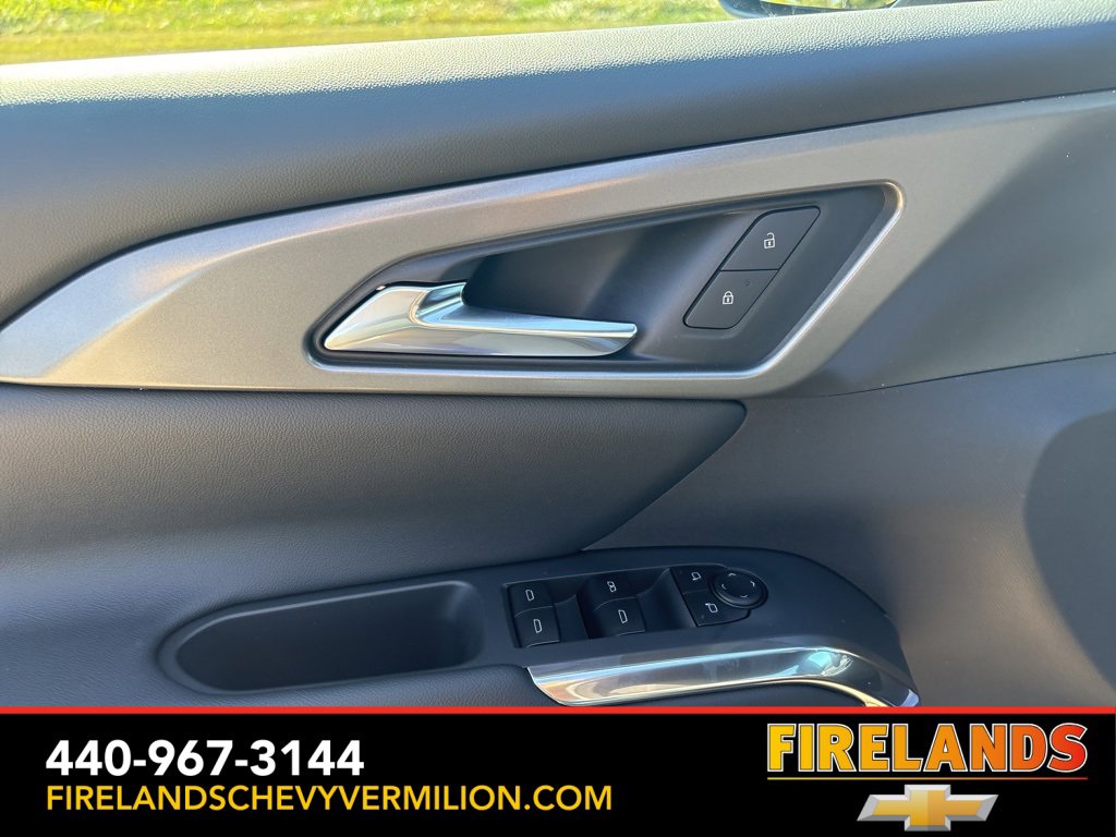 New 2026 Chevrolet Traverse LT w/ Driver Confidence Package image 14