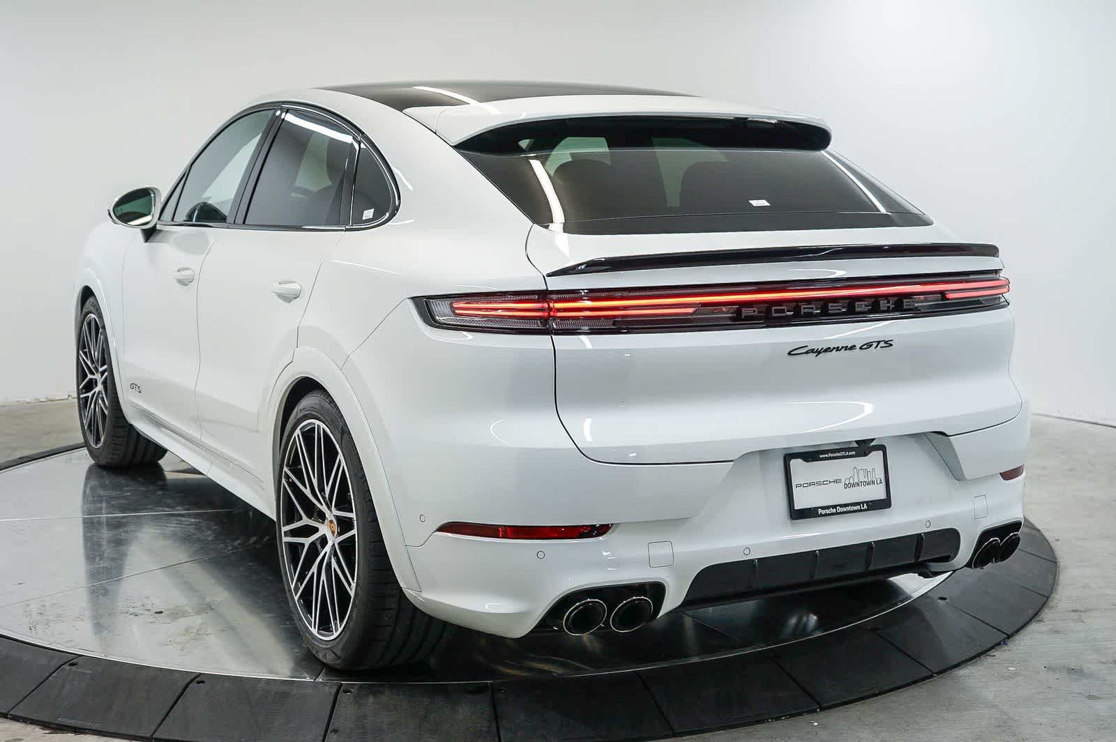 New 2026 Porsche Cayenne GTS AWD/4WD image 3