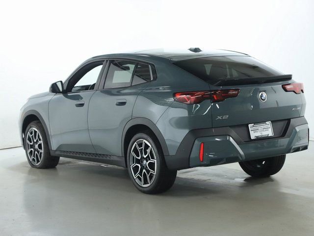 Certified 2025 BMW X2 xDrive28i w/ Premium Package image 42