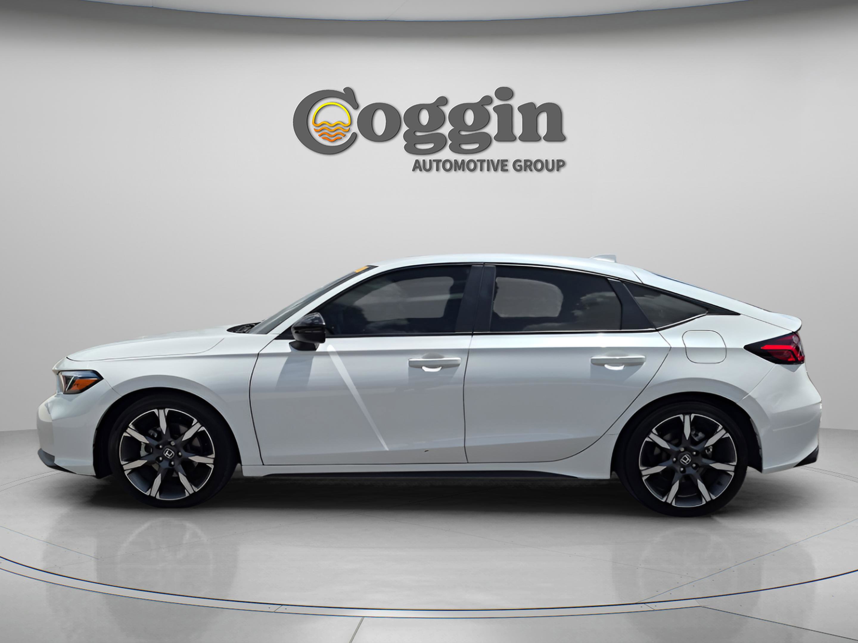 Certified 2025 Honda Civic Sport Touring image 3
