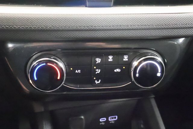 Used 2025 Chevrolet TrailBlazer LT AWD/4WD image 20