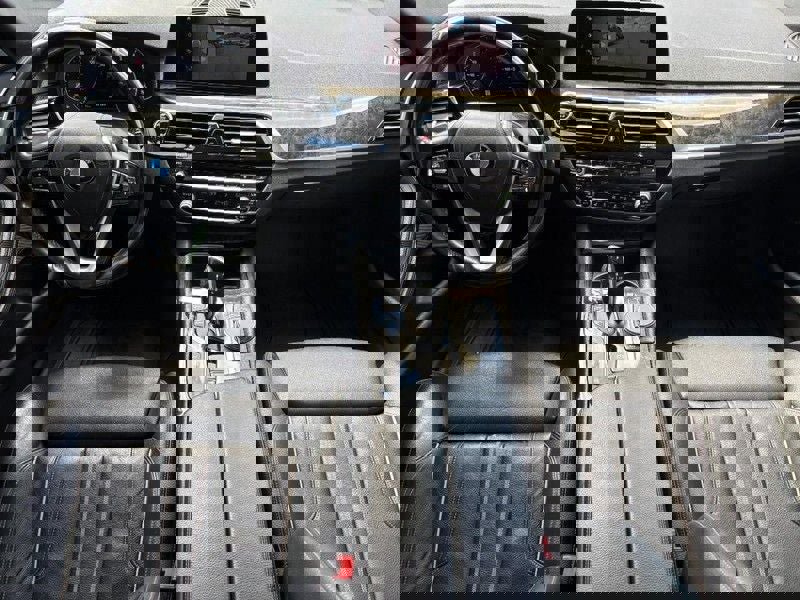 Used 2019 BMW 530i xDrive w/ Convenience Package image 11