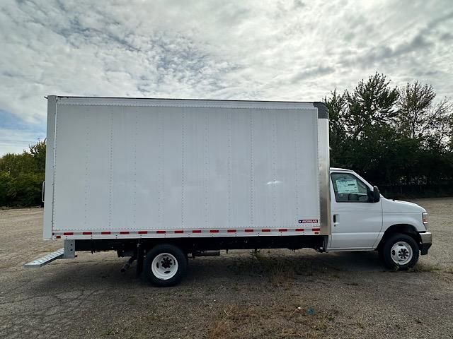 New 2024 Ford E-450 and Econoline 450 Super Duty w/ Power Windows & Locks Group image 16