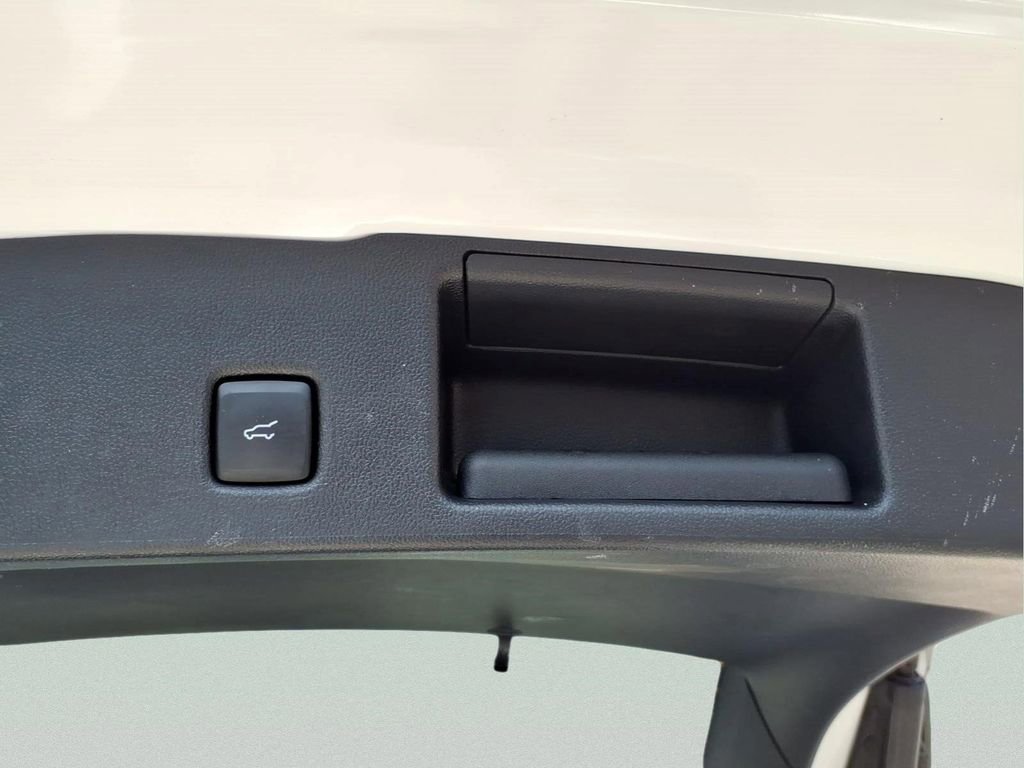 Used 2023 Ford Escape ST-Line Select w/ Tech Pack #2 AWD/4WD image 16