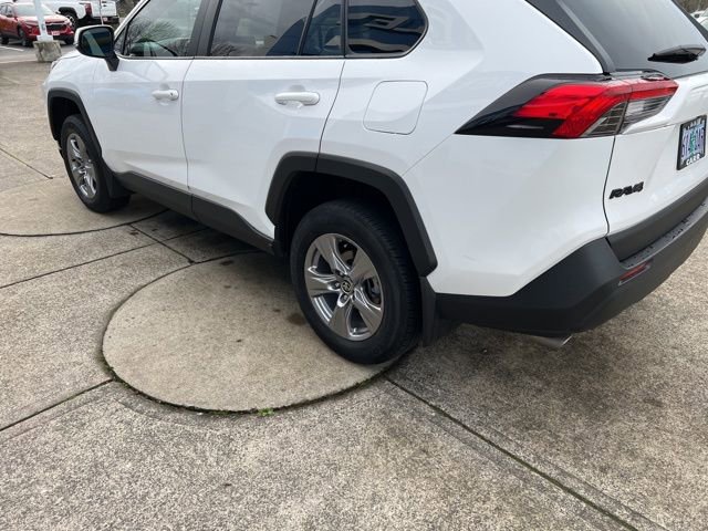 Used 2024 Toyota RAV4 XLE image 8
