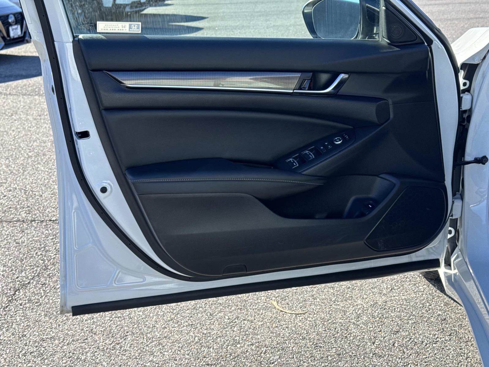 Certified 2022 Honda Accord Sport image 17