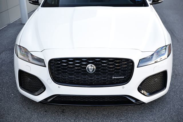 New 2024 Jaguar XF R-Dynamic SE AWD/4WD image 18