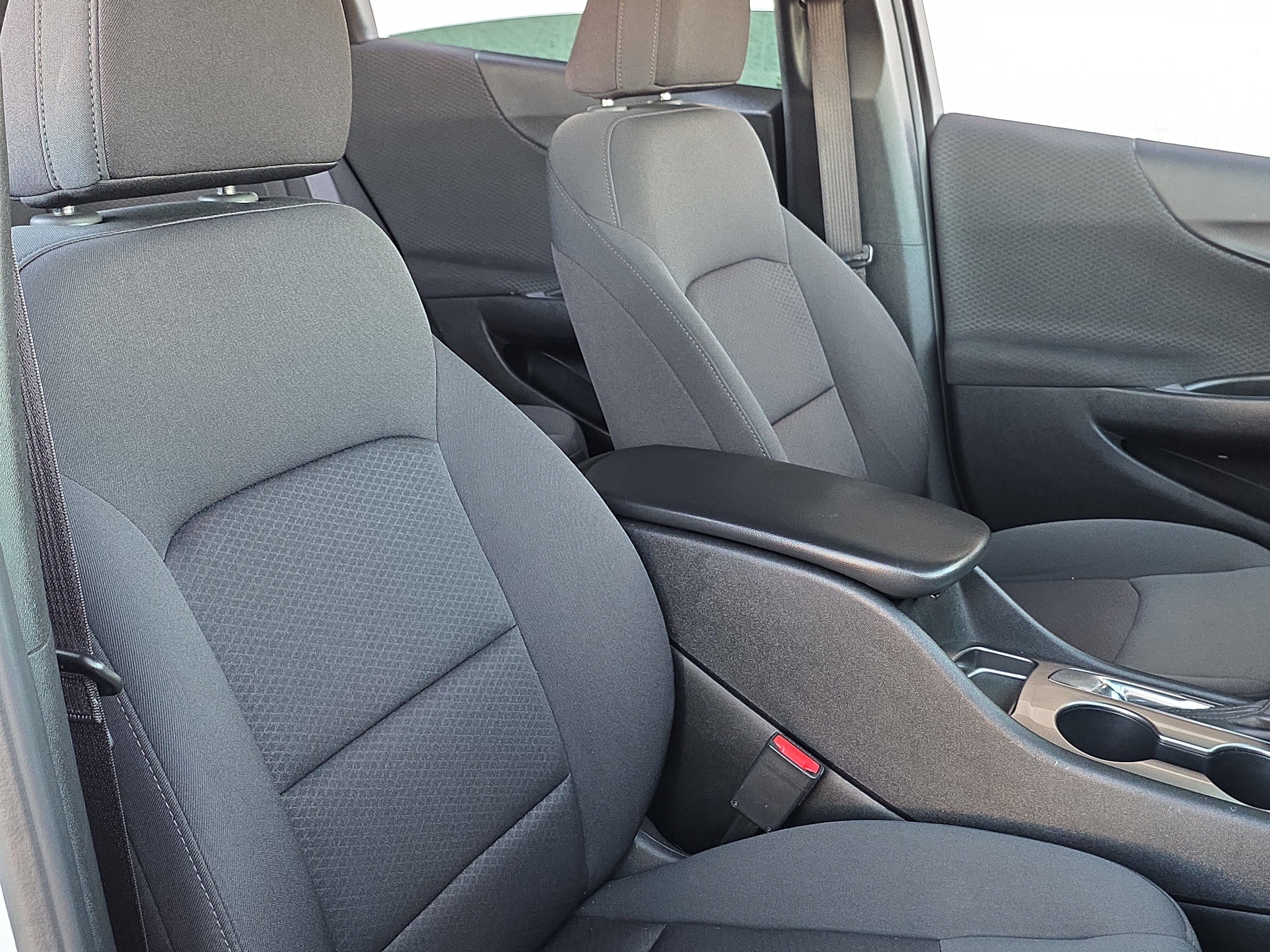 Used 2020 Chevrolet Malibu LS image 30