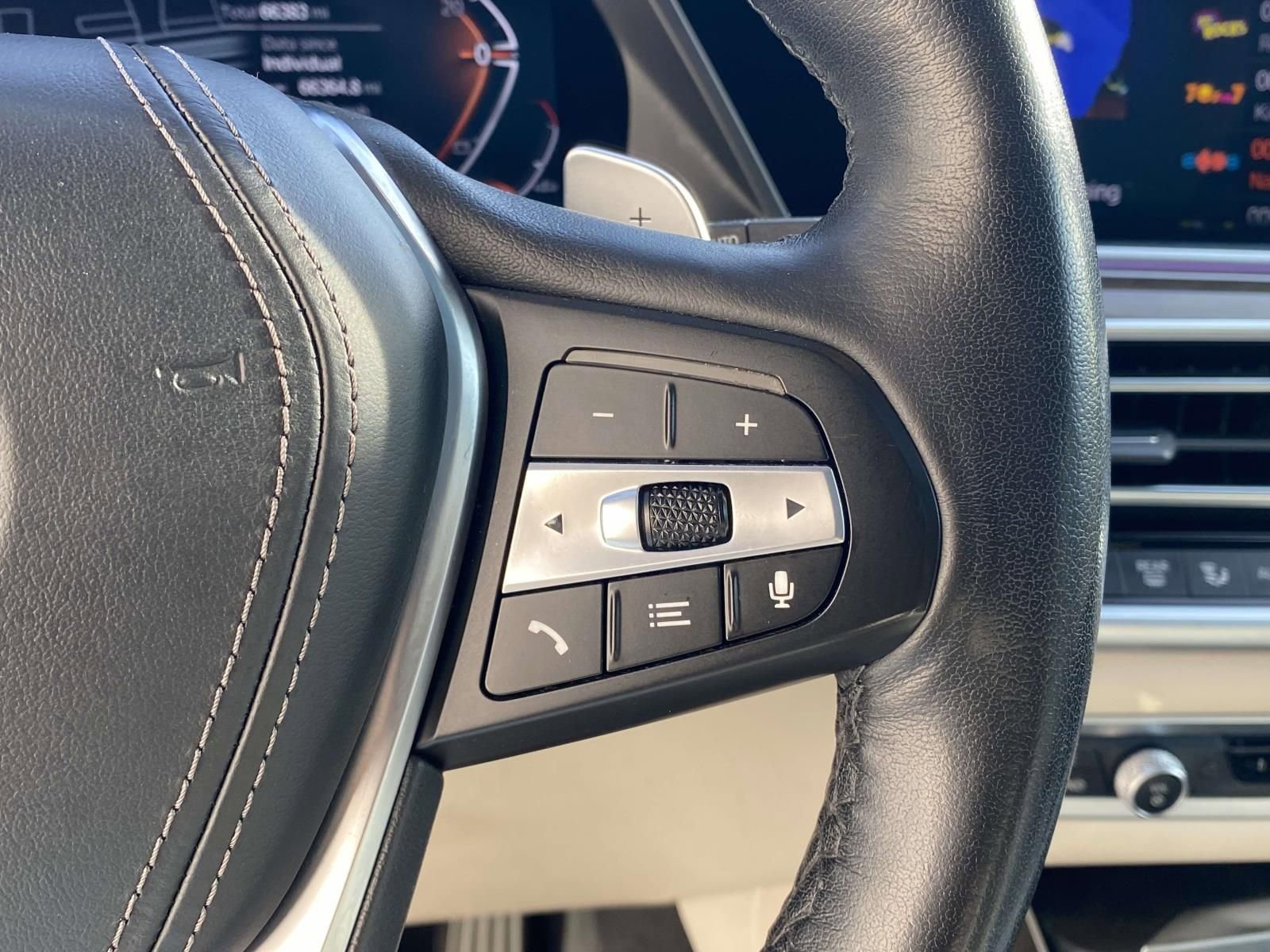 Used 2022 BMW X5 sDrive40i w/ Executive Package image 23