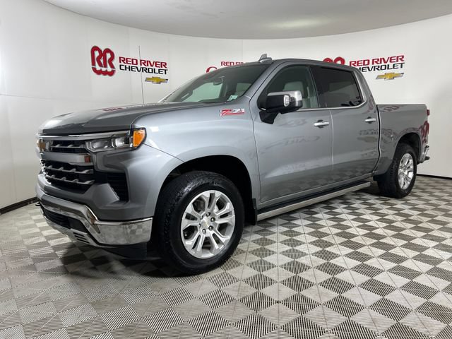 Used 2024 Chevrolet Silverado 1500 LTZ w/ LTZ Convenience Package II AWD/4WD image 3