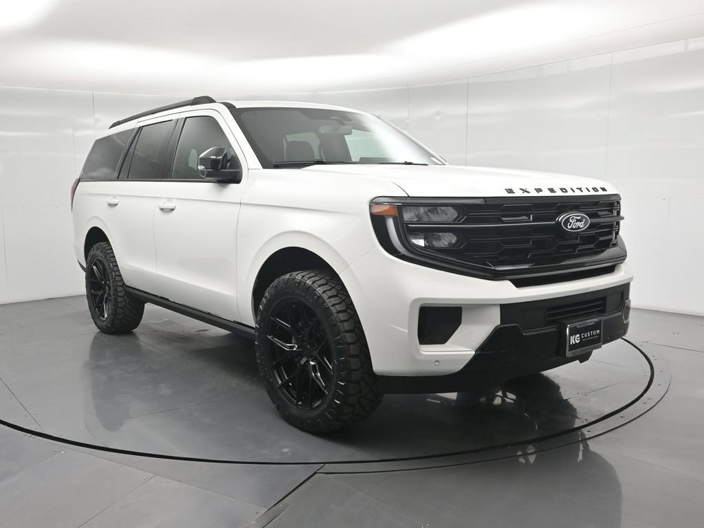 New 2027 Ford Expedition Platinum w/ Stealth Appearance Package AWD/4WD image 42