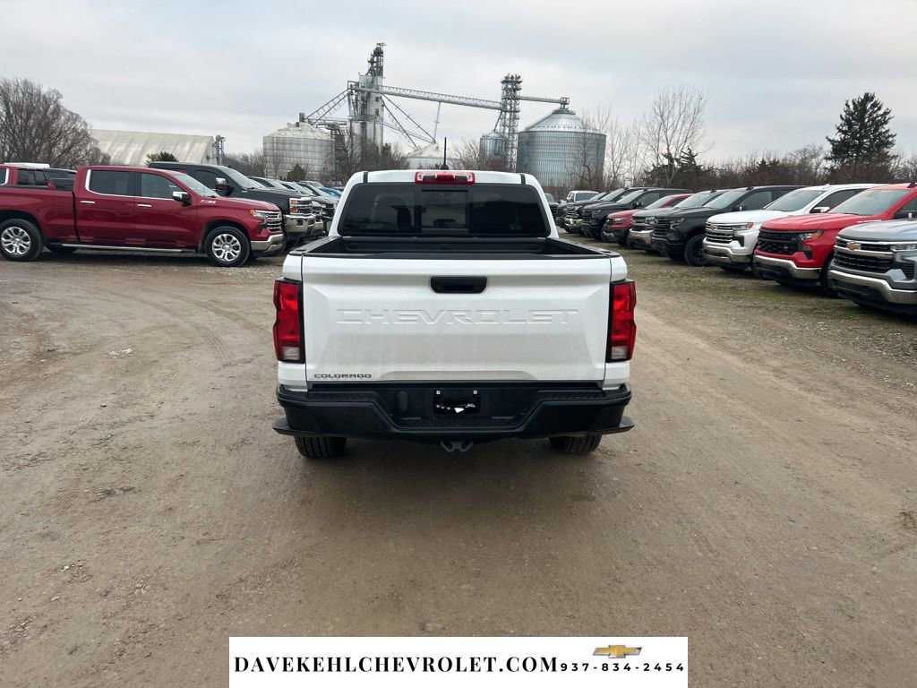 Used 2025 Chevrolet Colorado W/T image 4