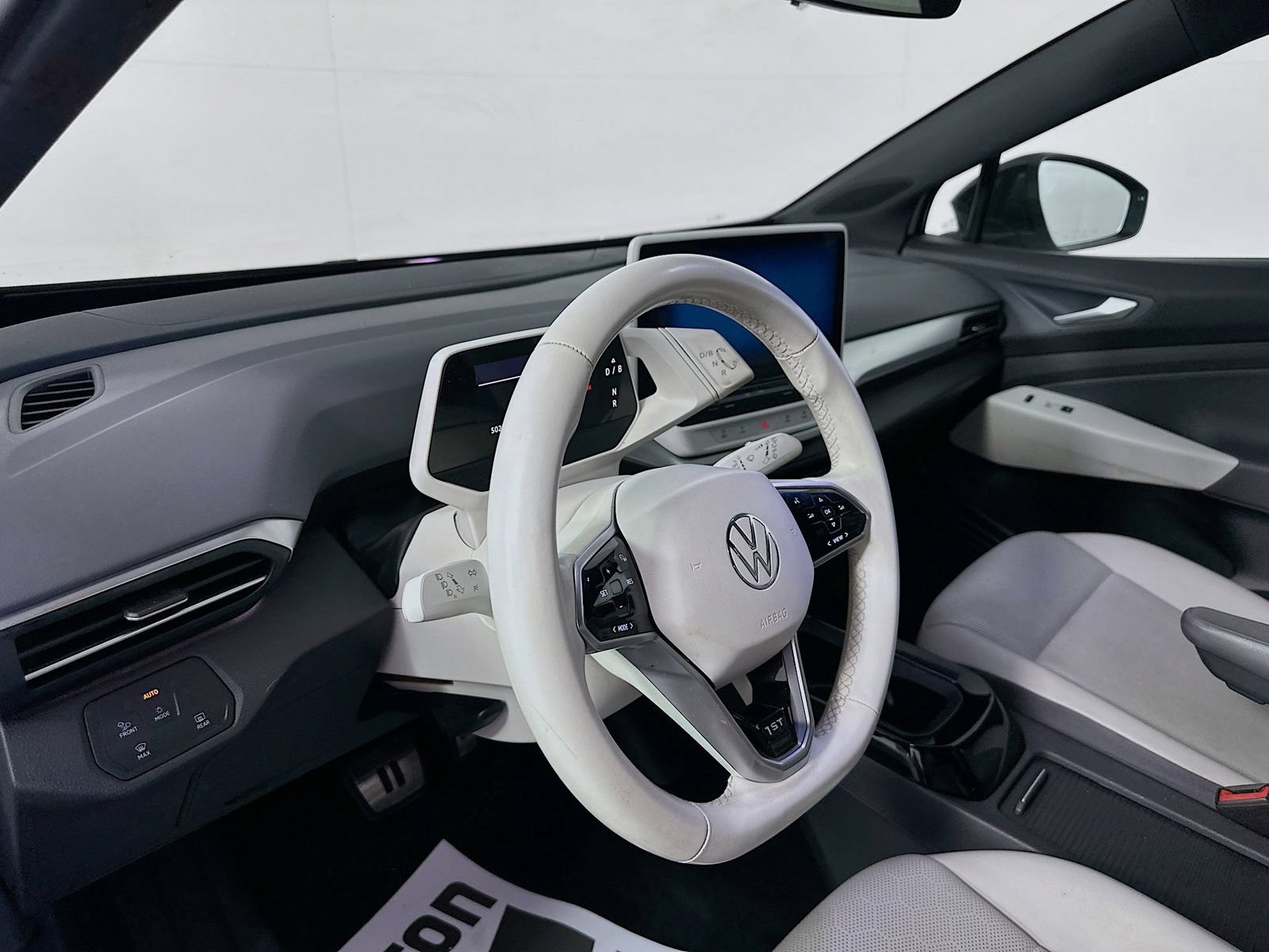 Used 2021 Volkswagen ID.4 1st Edition RWD image 9