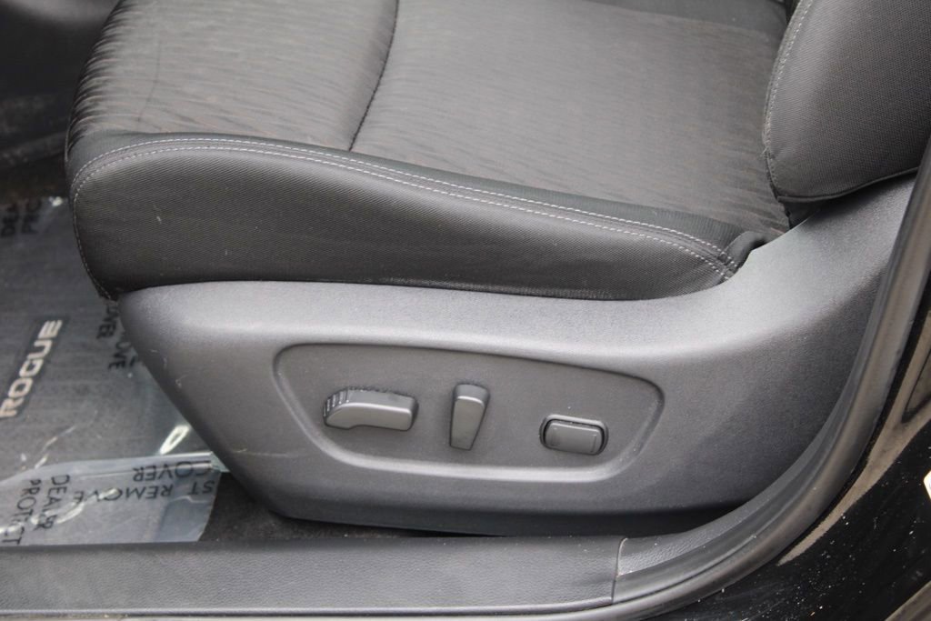 Used 2018 Nissan Rogue SV w/ Premium Package image 18