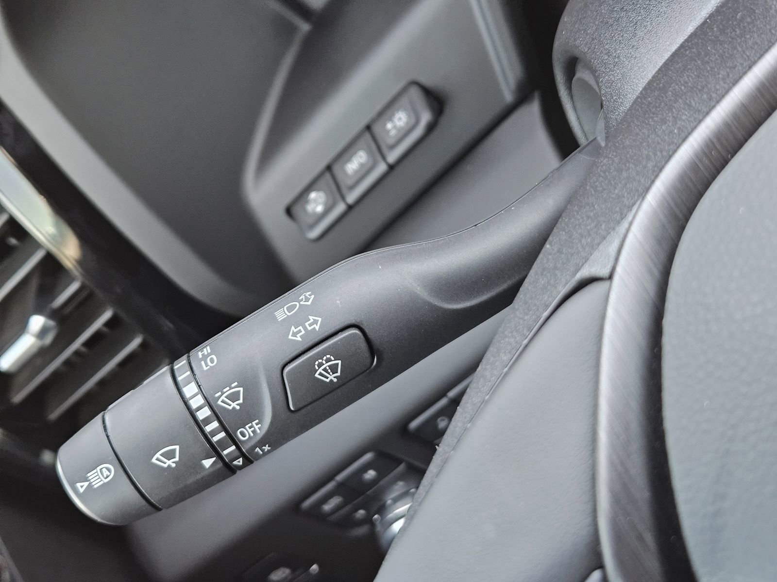 Certified 2025 GMC Sierra 2500 AT4 w/ AT4 Premium Plus Package image 29