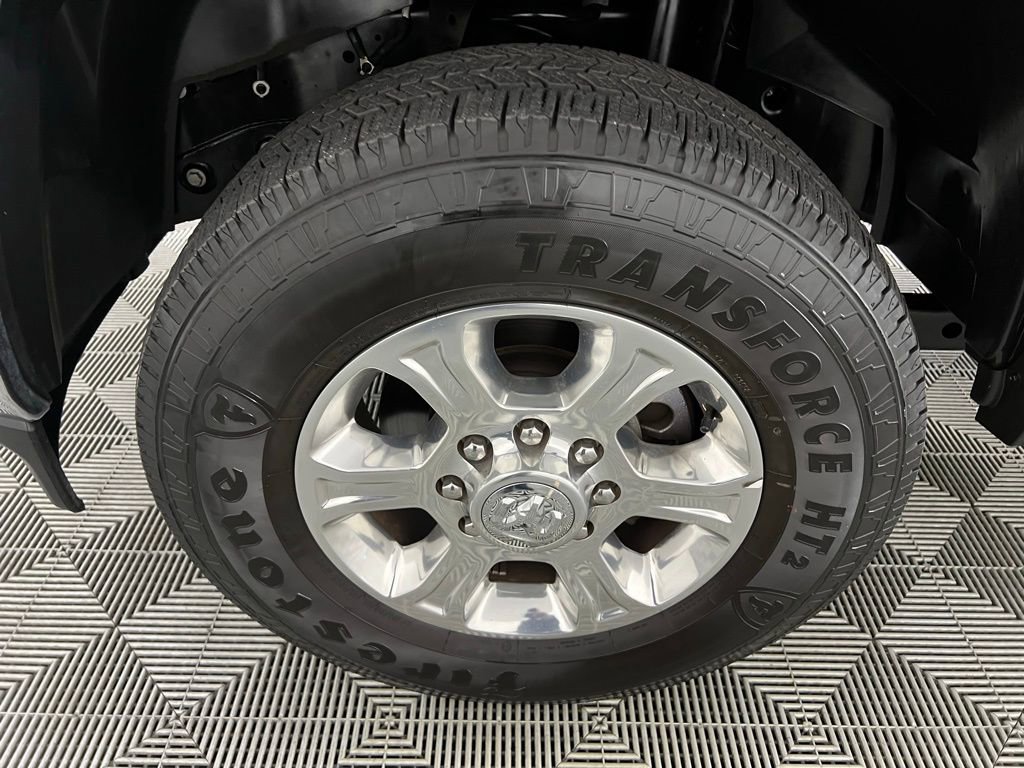 Used 2024 RAM 2500 Big Horn w/ Bed Utility Group image 11