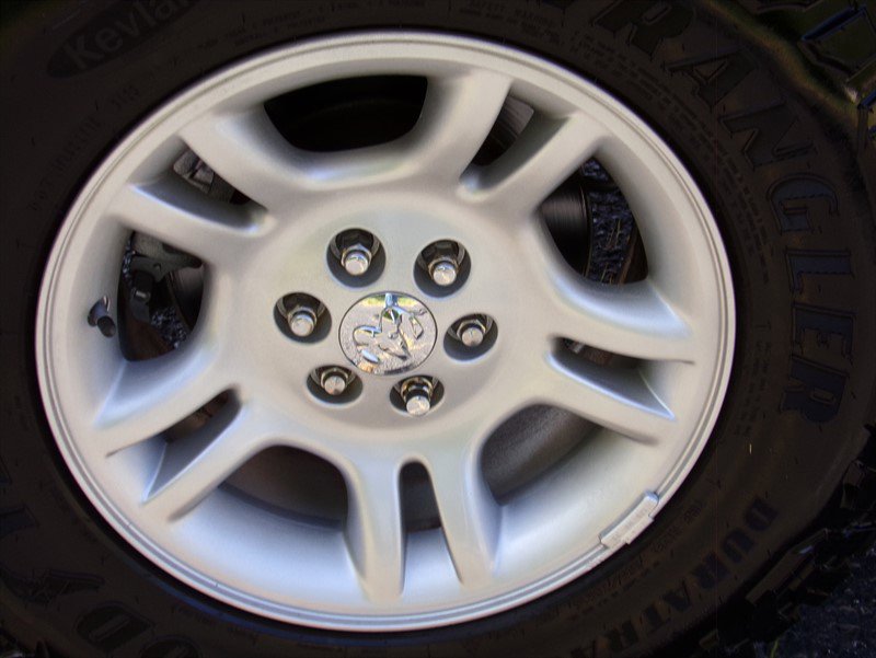 Used 2004 Dodge Dakota 4x4 Regular Cab w/ Tire & Handling Group image 21