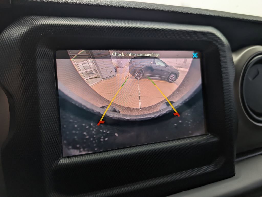 Used 2021 Jeep Wrangler Unlimited Sport image 28