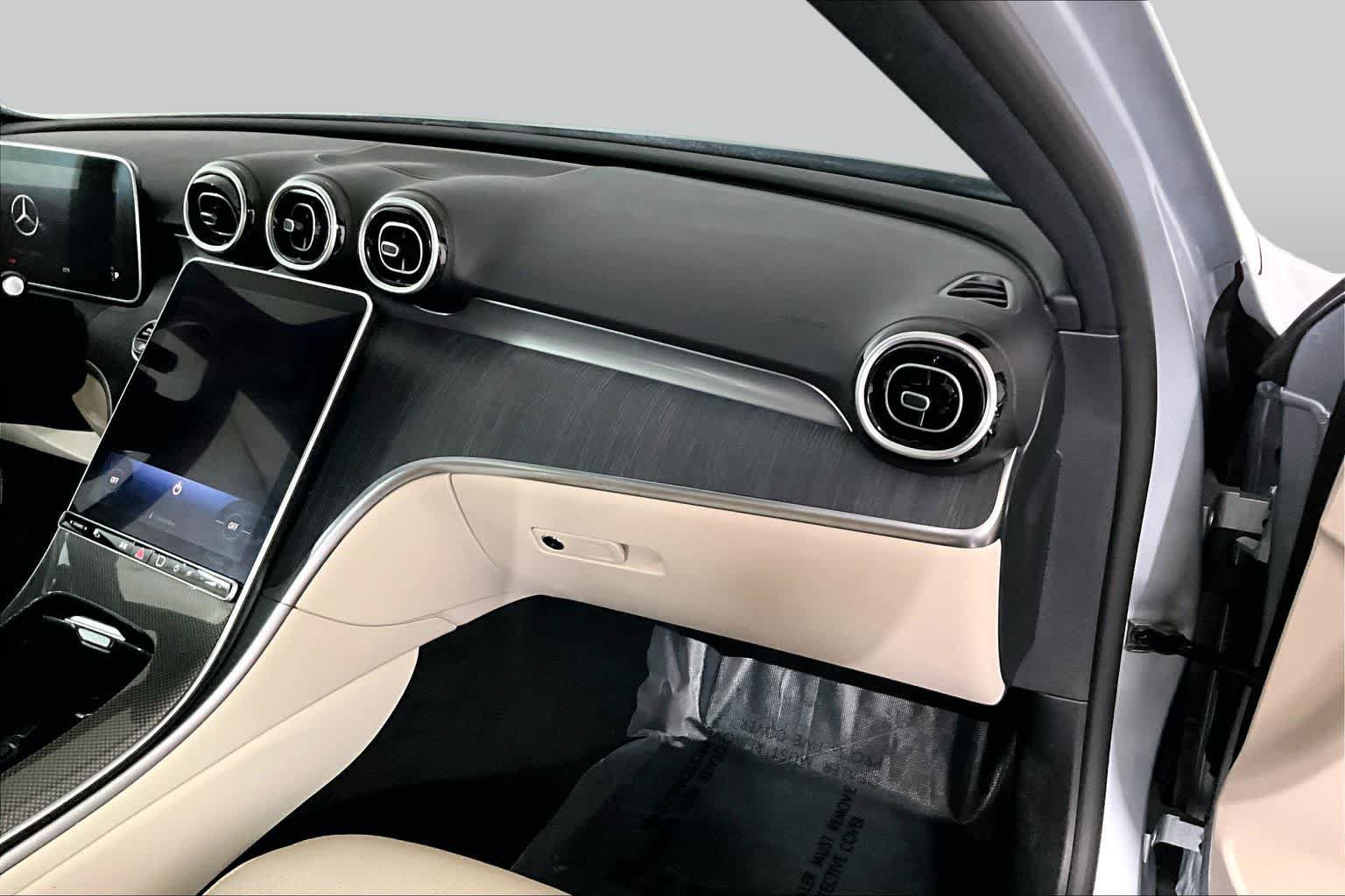 Certified 2024 Mercedes-Benz C 300 4MATIC Sedan image 19