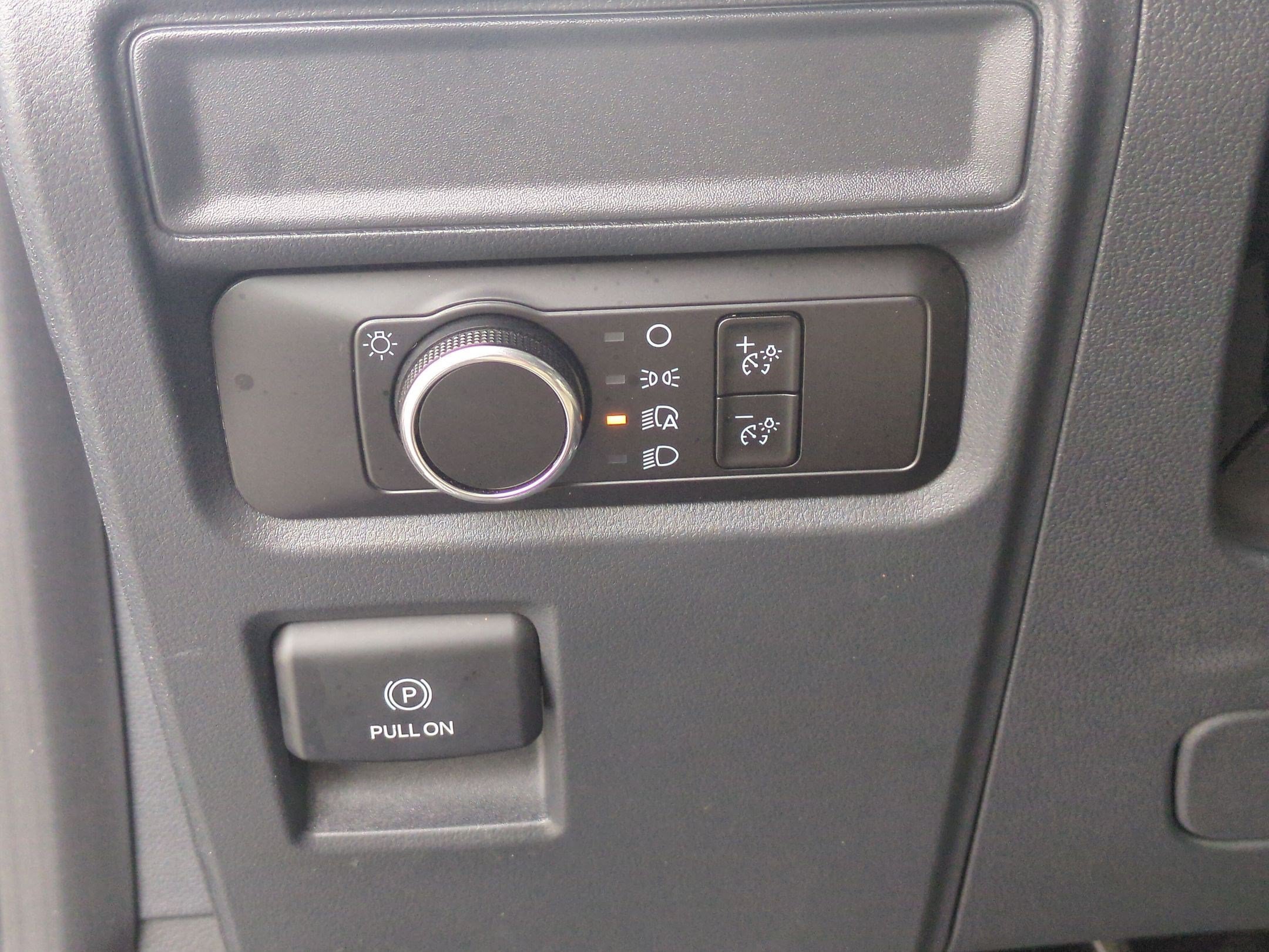 Used 2023 Ford Expedition XLT RWD image 17