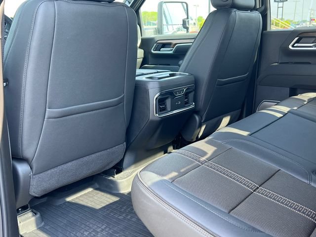 New 2026 Chevrolet Silverado 2500 High Country w/ High Country Premium Package AWD/4WD image 39