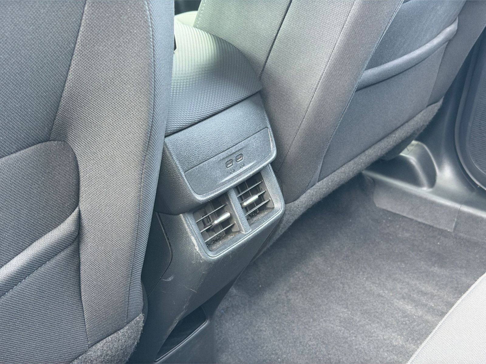 Used 2025 Chevrolet Equinox LT AWD/4WD image 23