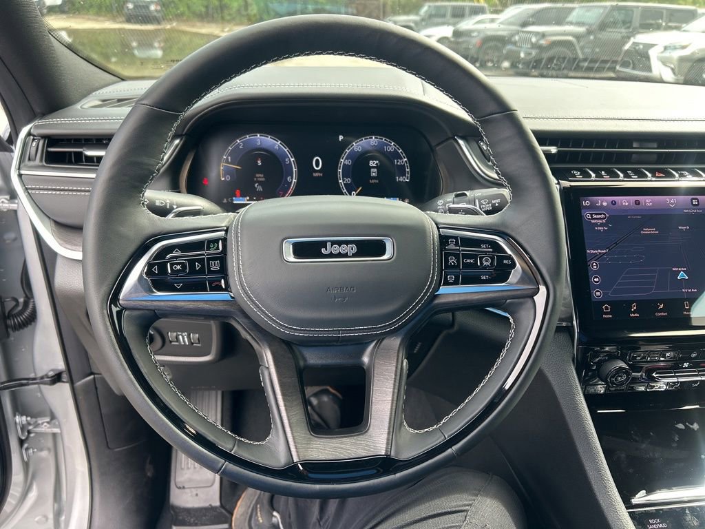 New 2025 Jeep Grand Cherokee Overland w/ Adv Protech Group III image 16