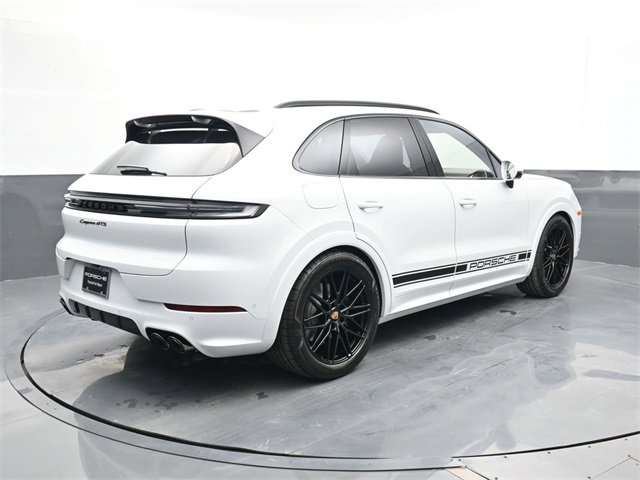 New 2026 Porsche Cayenne GTS image 24