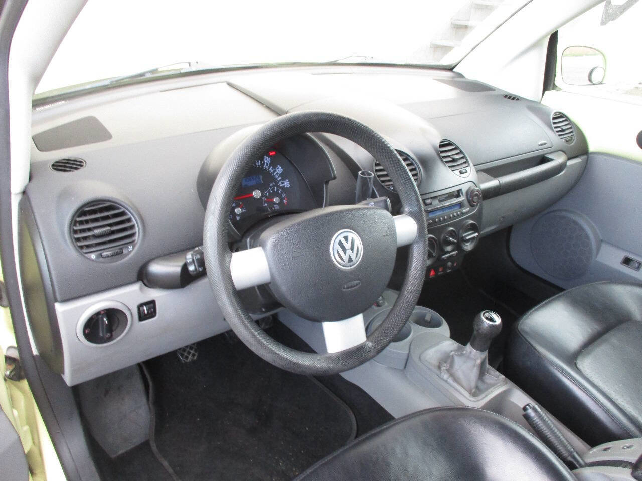 Used 2003 Volkswagen Beetle GLS image 47