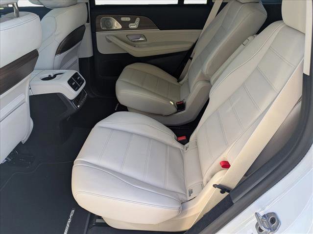 New 2026 Mercedes-Benz GLS 580 4MATIC image 16