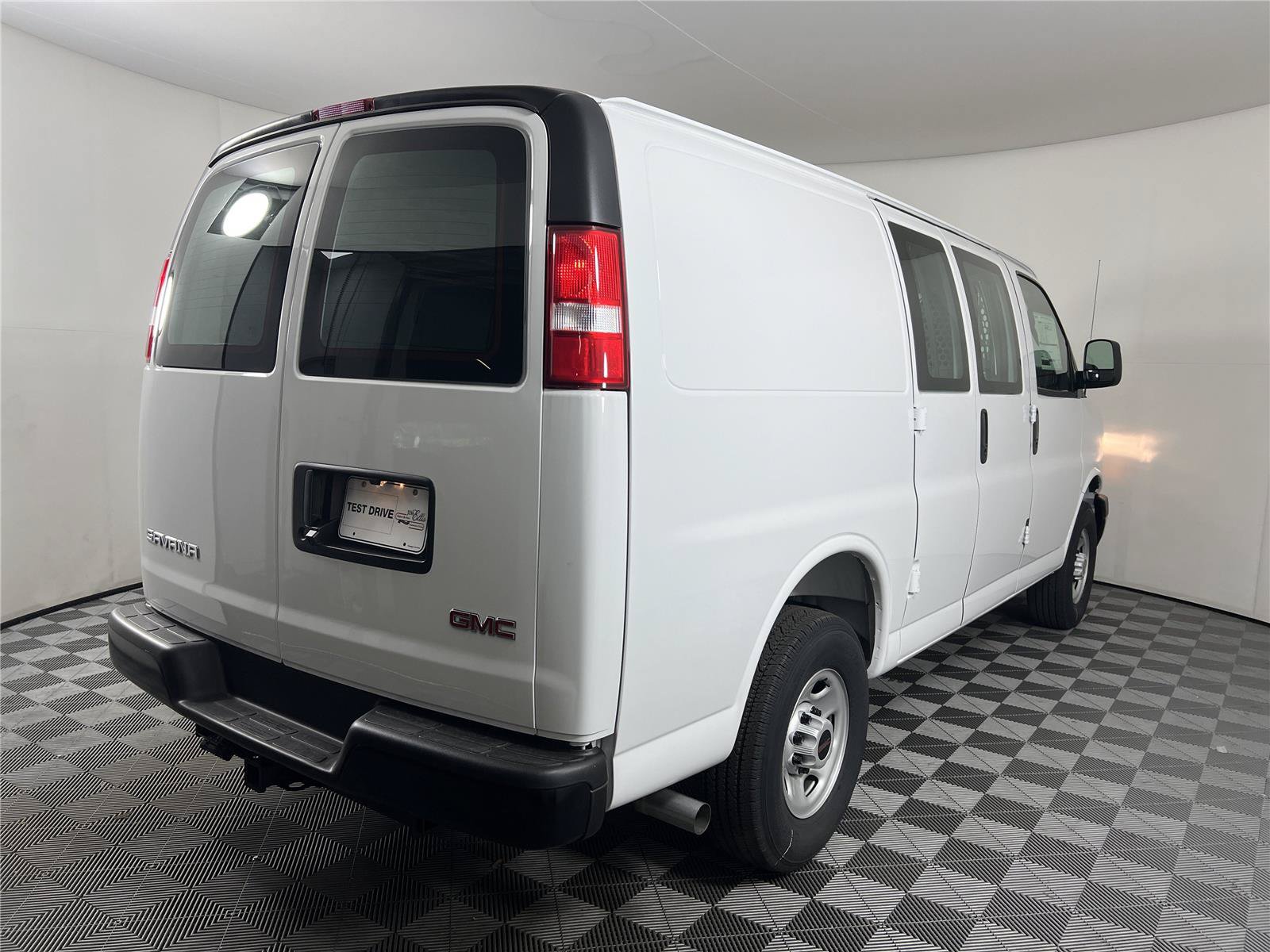 New 2025 GMC Savana 2500 w/ Driver Convenience Package RWD image 6