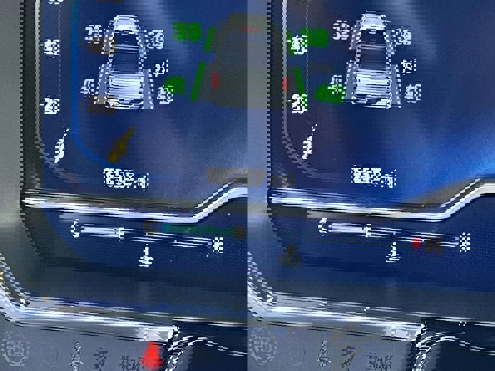 Used 2024 Chevrolet Silverado 1500 ZR2 w/ Technology Package image 27