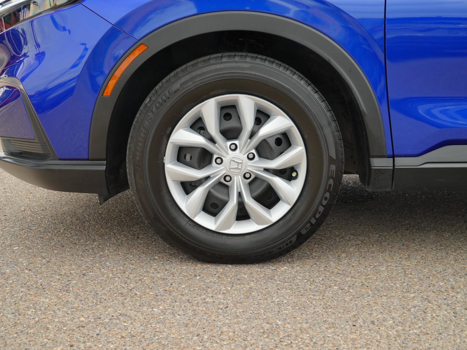 Used 2024 Honda CR-V LX image 12