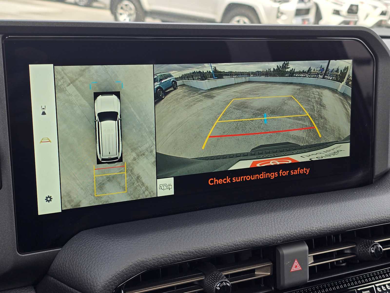 Used 2025 Toyota Land Cruiser image 32