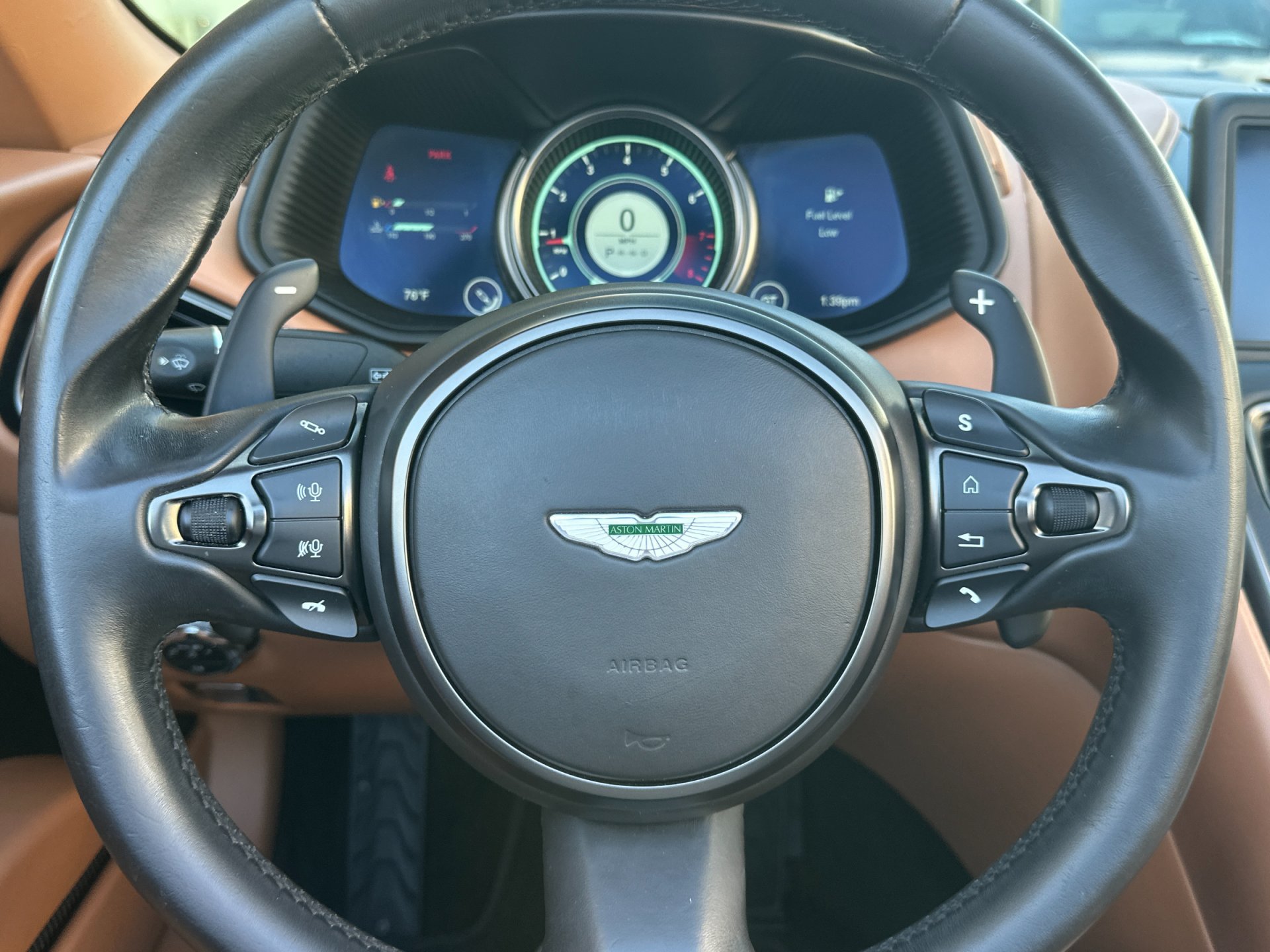 Used 2019 Aston Martin DB11 Volante RWD image 11