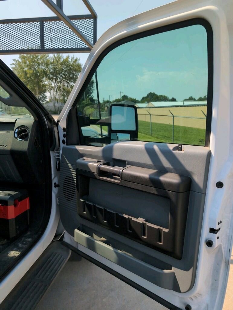 Used 2016 Ford F450 XLT w/ Ambulance Prep Package image 18