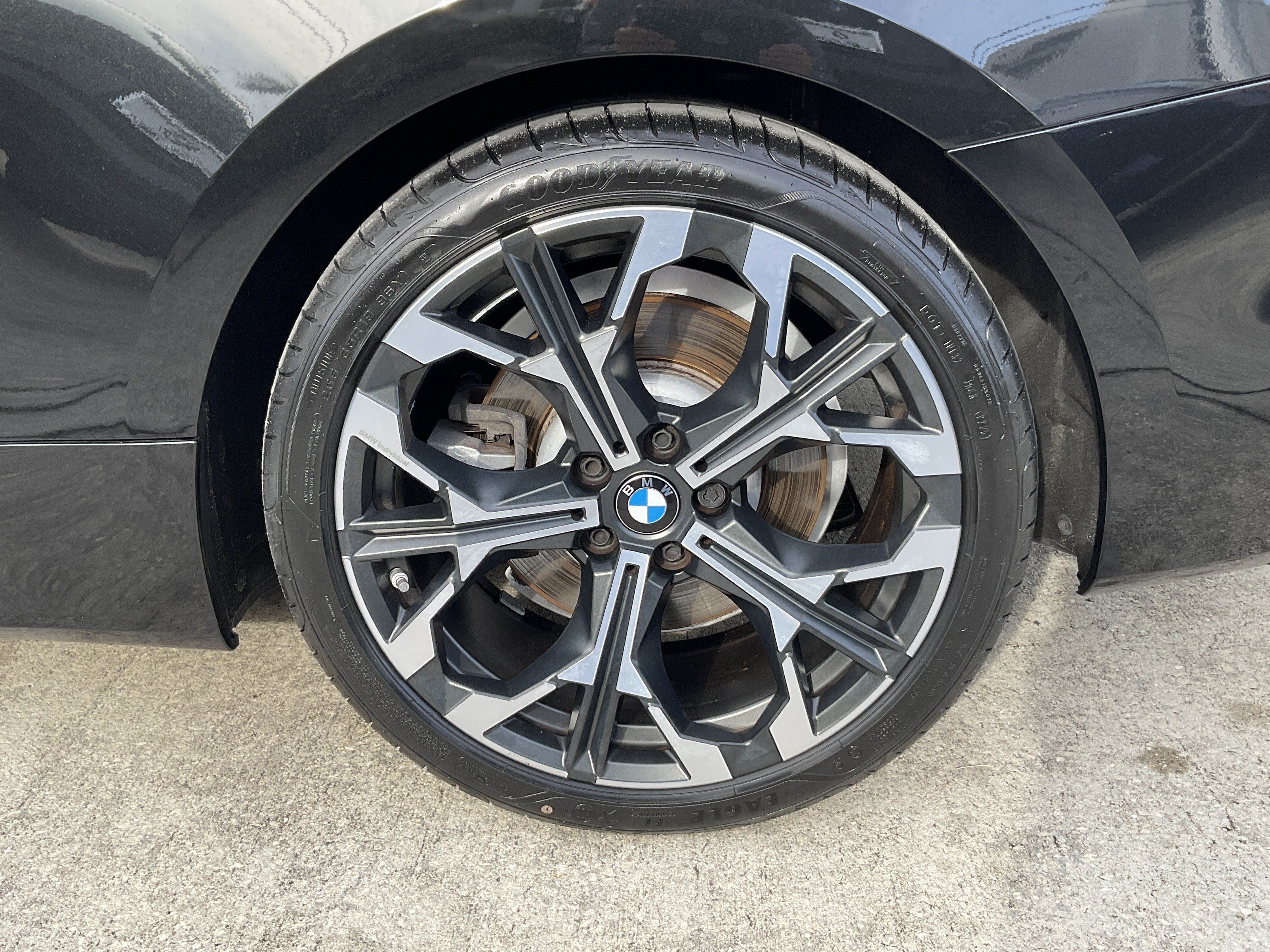 Used 2025 BMW 430i Convertible w/ Premium Package RWD image 12