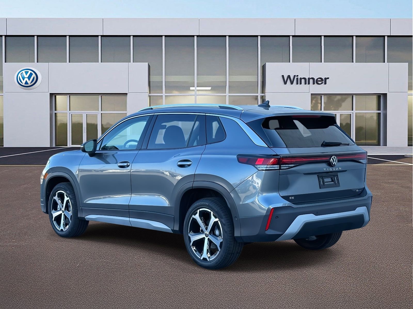 New 2026 Volkswagen Tiguan SE image 3